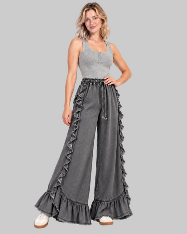 RAW - RUFFLE PANTS