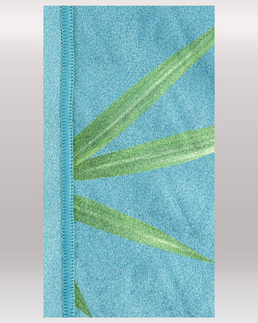 THE 4 SEASONS WINTER TOWEL